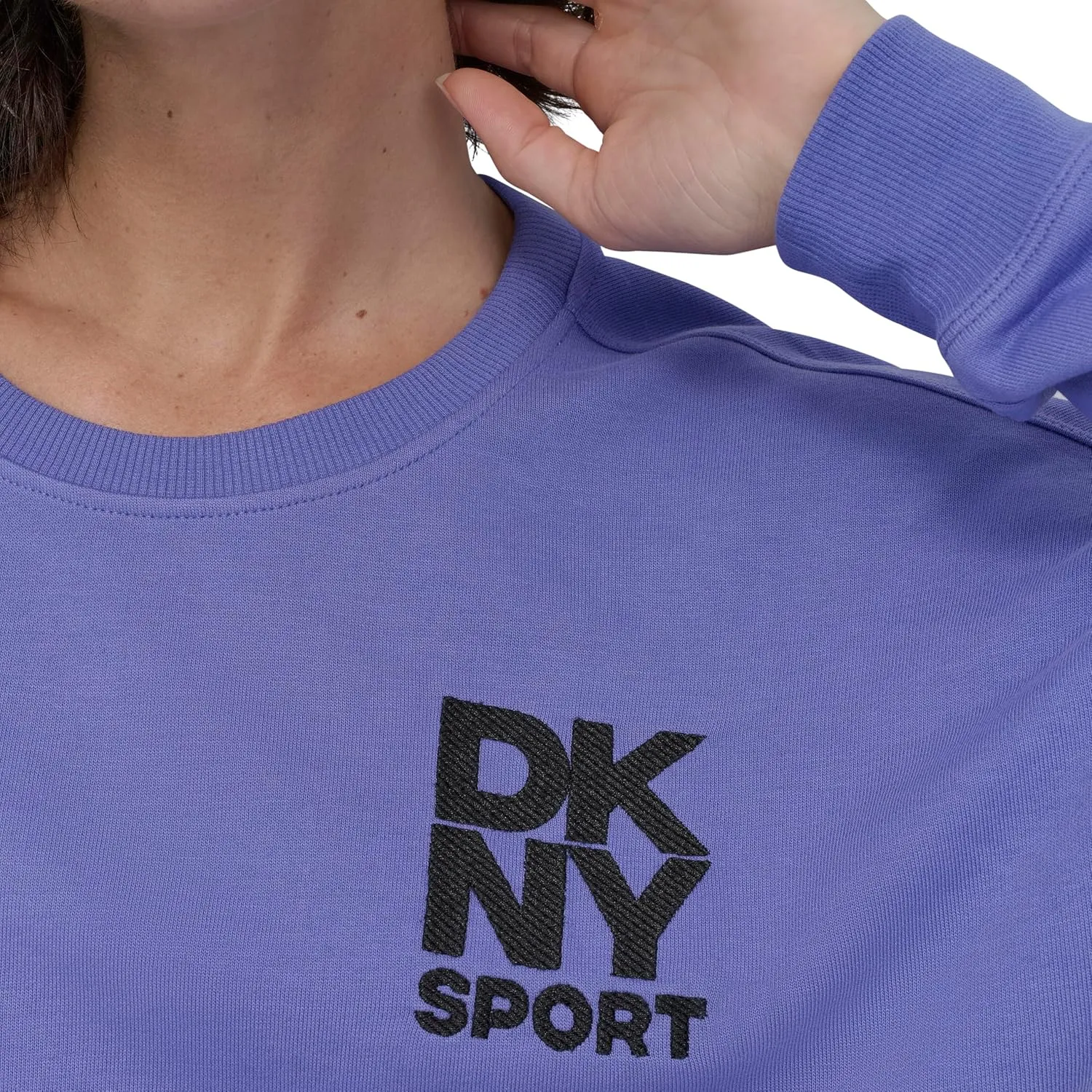 DKNY womens Embroidered Logo Cropped Crewneck Sweatshirt