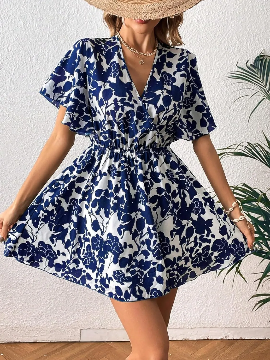 Floerns Women's Allover Floral Print Flounce Short Sleeve V Neck A Line Short Dress