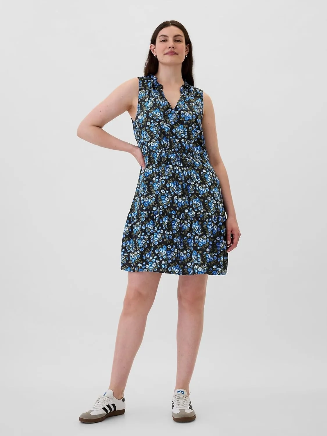 GAP Women's Sleeveless Split Neck Dress