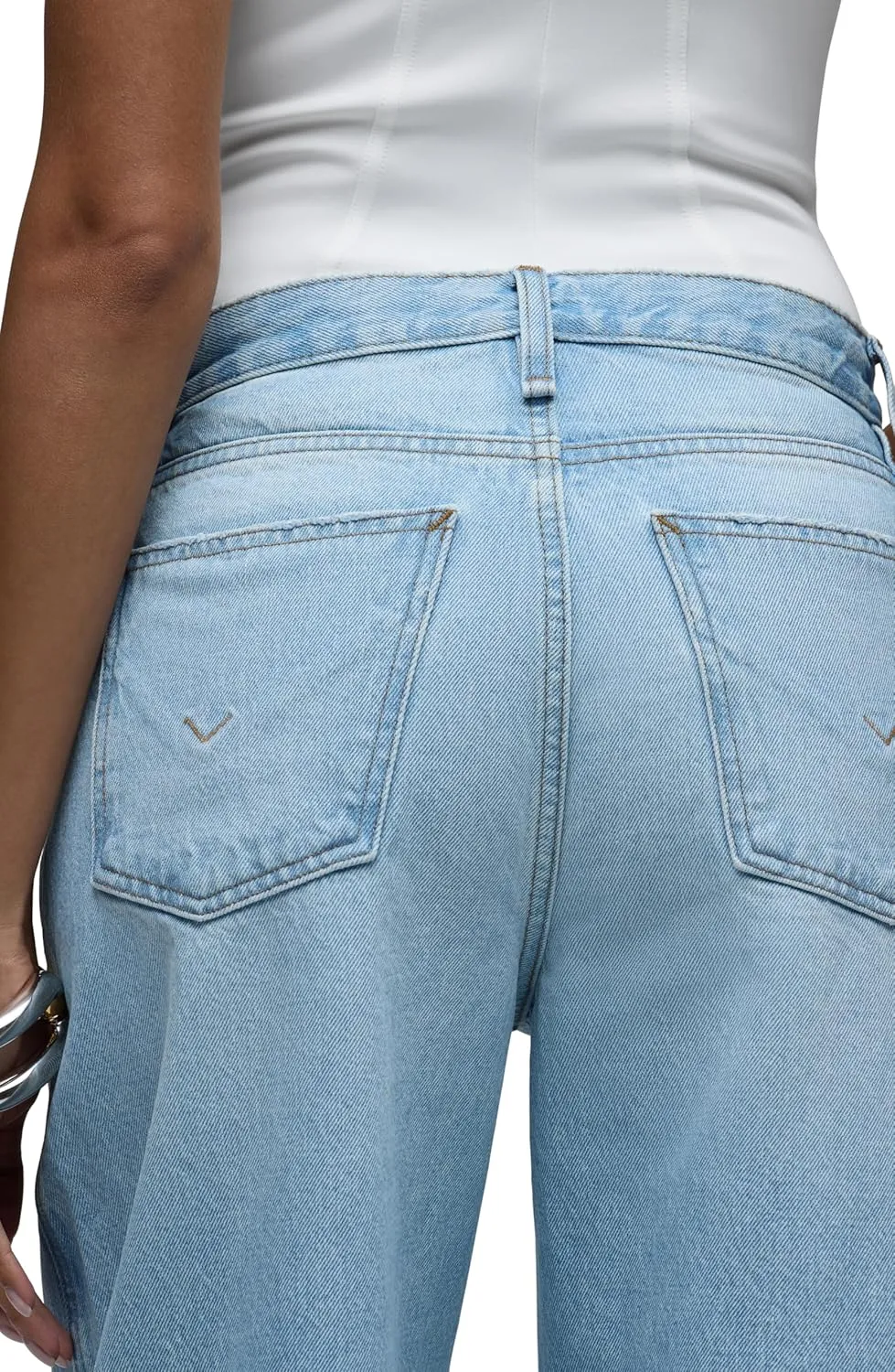 HUDSON Women's Bailey Relaxed Barrel Jean