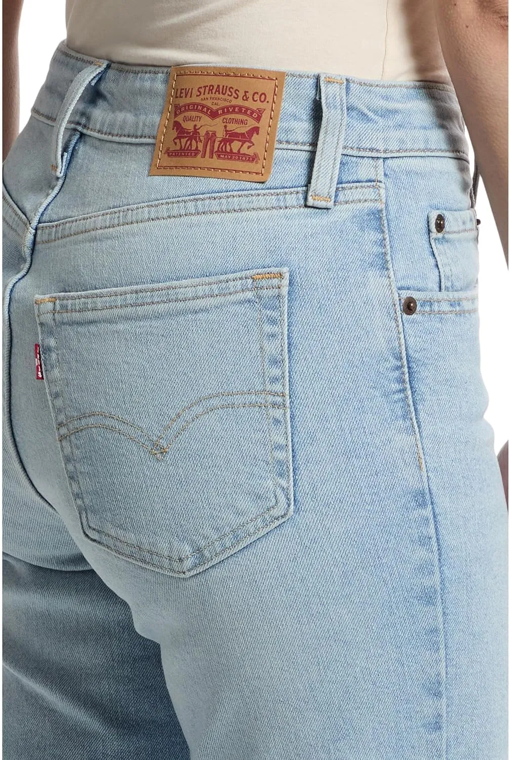 Levi's Women's 725 Authentic Kick Bootcut