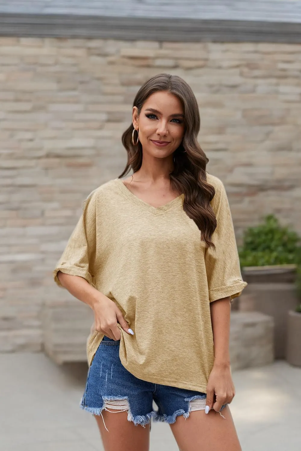 UNCLECAT Women's V Neck Oversized T-Shirts Summer Short Sleeve Shirts Loose Casual Tops Tee