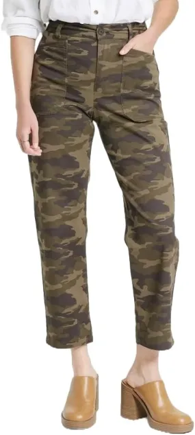 Universal Thread Women's High-Rise Barrel Leg Pants -