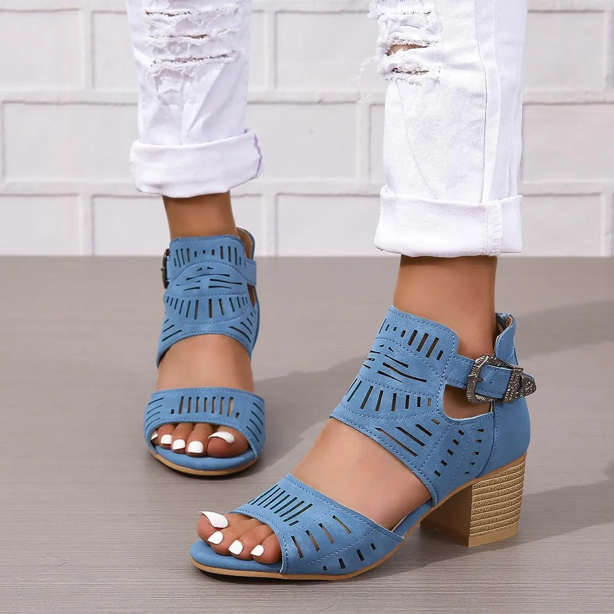 UOQAPRE Chunky Heeled Sandals for Womens Bohemian Cutout Open Toe Summer Block Womens Heeled Party Dress Sandals