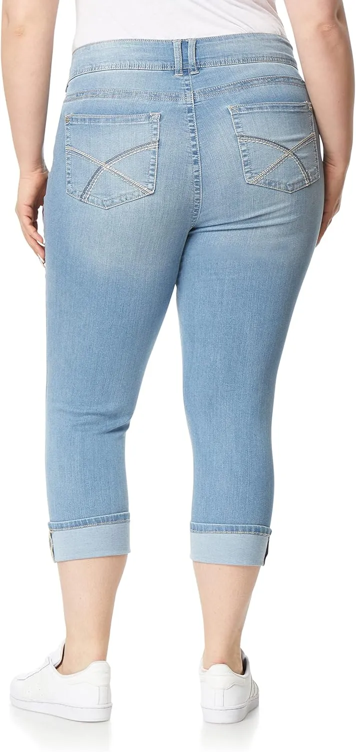 WallFlower Women's Luscious Curvy 23.5'' Crop Mid-Rise Insta Stretch Juniors (Standard and Plus)