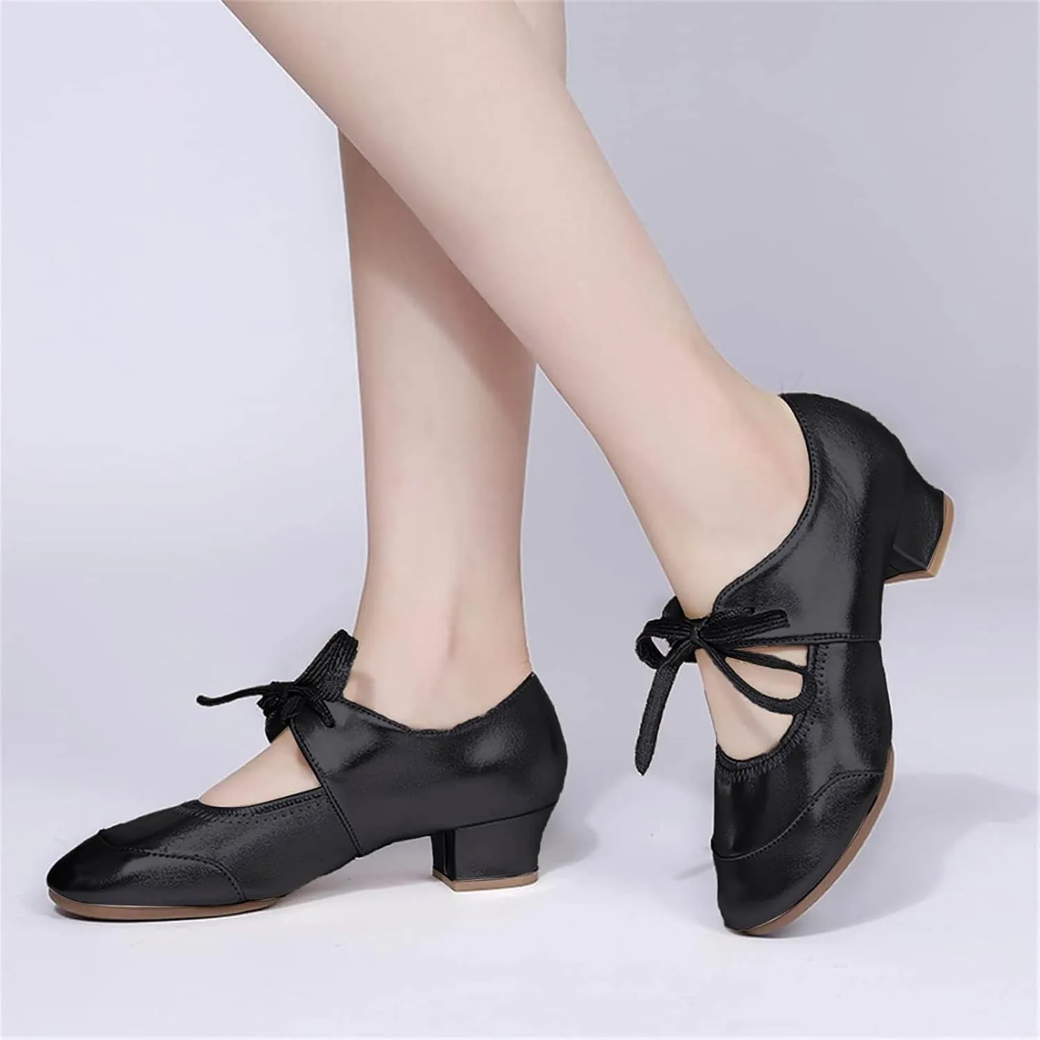 Womens Sandals 2025 Ankle Strap Leather Close-Toe Sandals Lace Up Sandal Dance Shoe Womens Chunky Block Heels Sandals