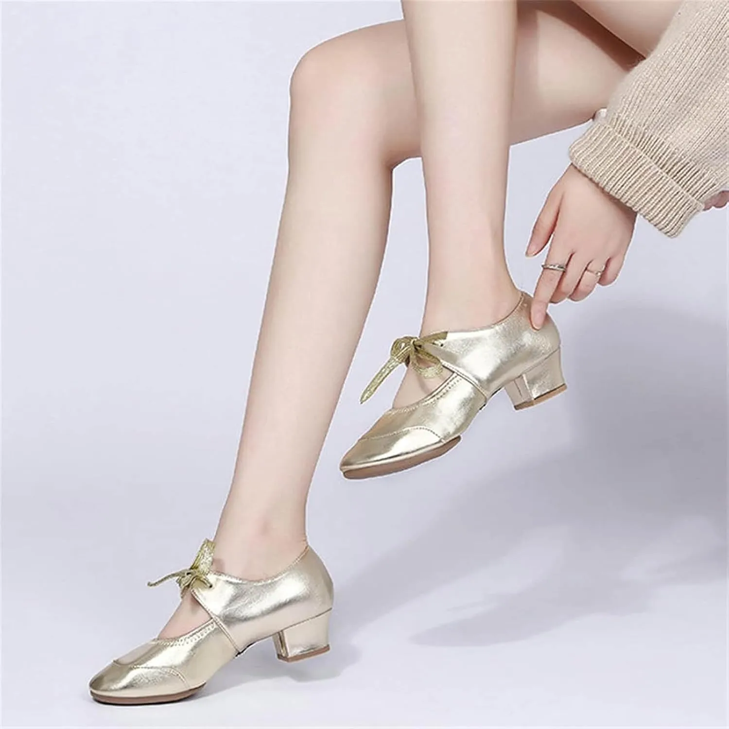 Womens Sandals 2025 Ankle Strap Leather Close-Toe Sandals Lace Up Sandal Dance Shoe Womens Chunky Block Heels Sandals