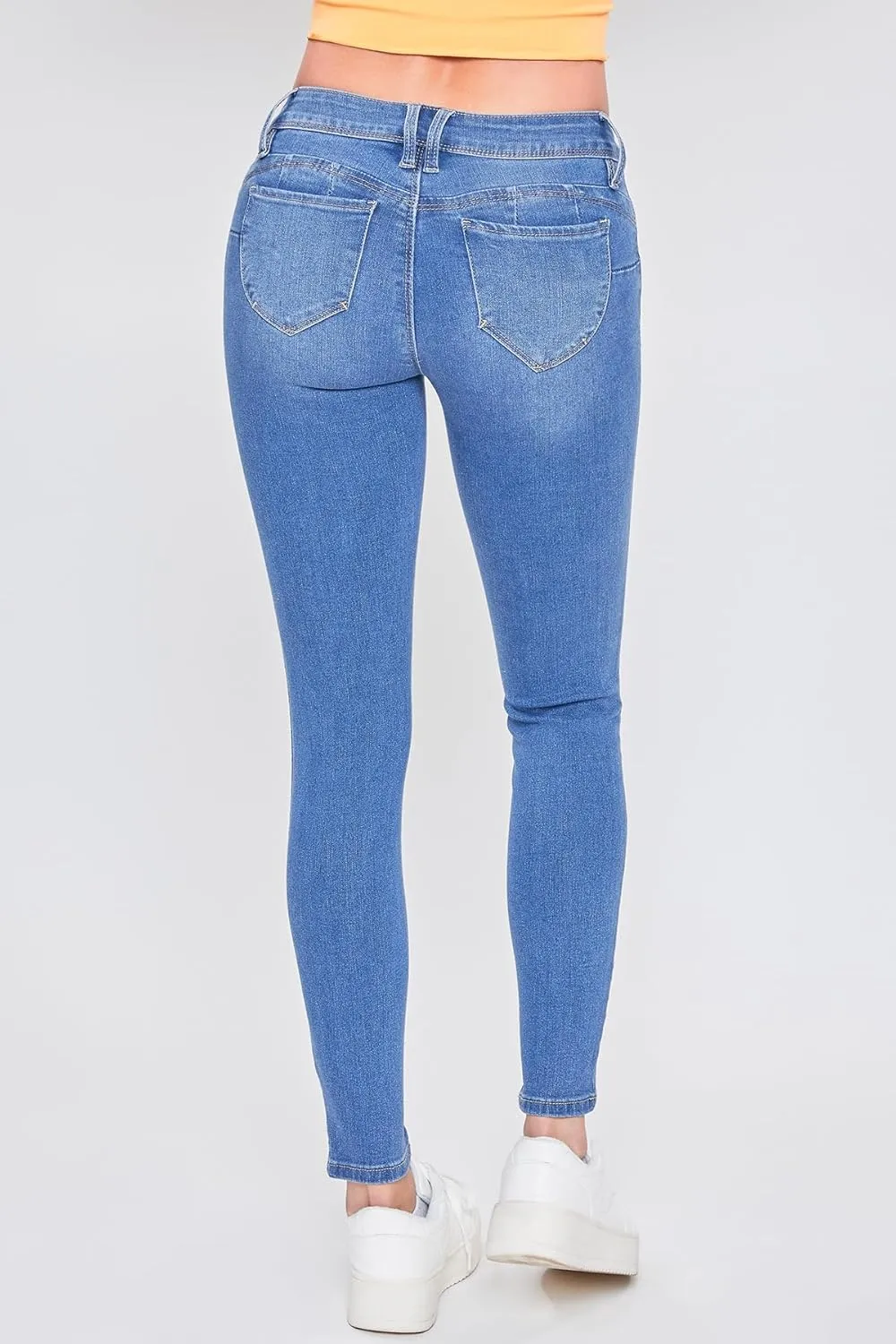 YMI Women's Sustainable Wannabettabutt Skinny Jeans